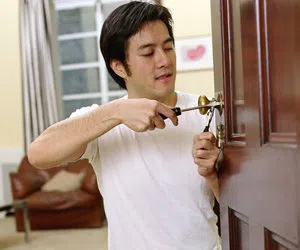 General Locksmith Store Pompano Beach, FL 954-283-5222 - changing-locks